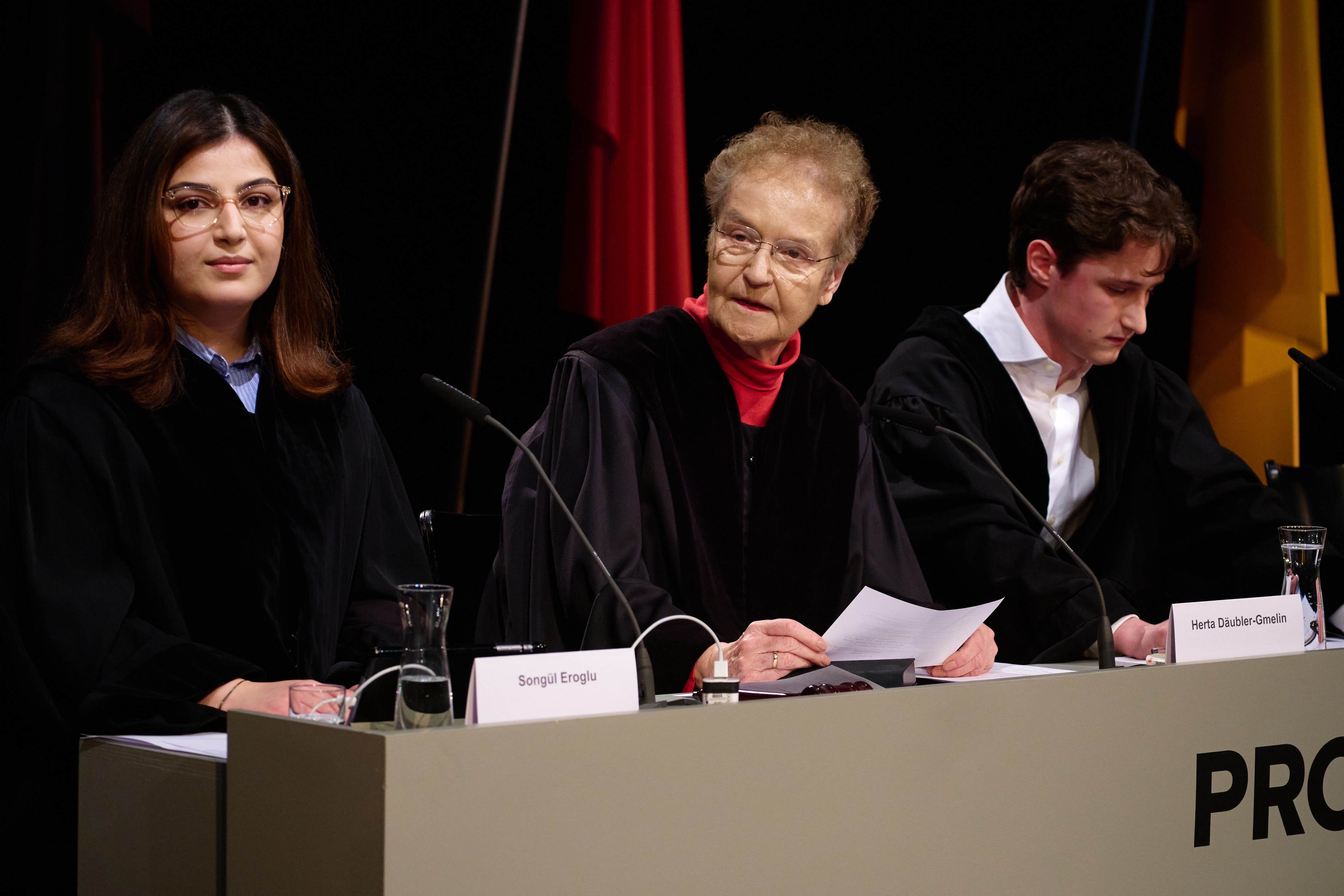 Thalia Theater Prozess gegen Deutschland