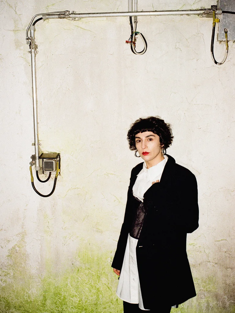 Moné Sharifi