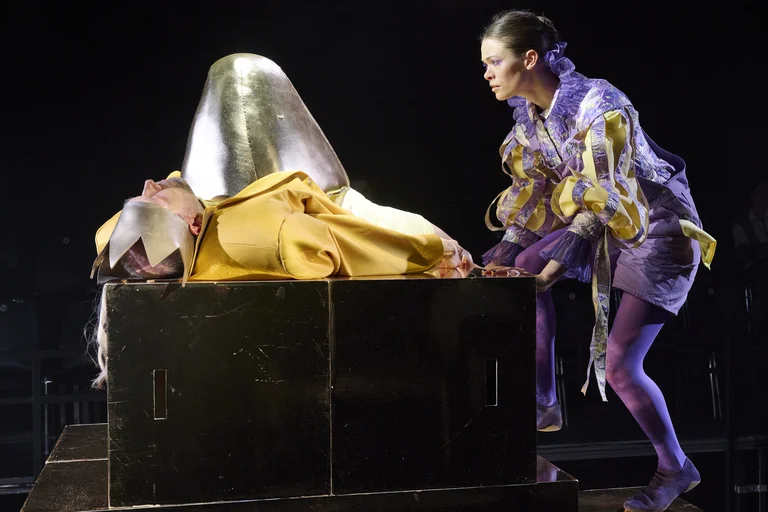 Der König stirbt
von Eugène Ionesco
Regie Jessica Weisskirchen